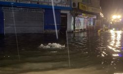 Sarıyer’de selde yolun karşısına geçmeye çalışırken düşen bir kişi hayatını kaybetti
