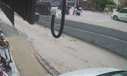 Bursa Osmangazi'de motosiklet yayaya çarptı, ikisi de metrelerce sürüklendi