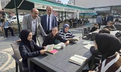 Başkan ve öğrencilerden kitap okuma seferberliği