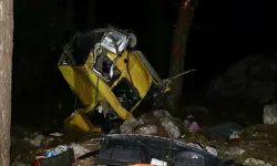 Antalya’da araç 50 metrelik uçuruma yuvarlandı: 2 ölü, 4 yaralı