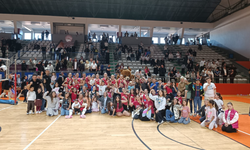 Orhaniye Voleybol Türkiye'de İlk 5'e Girdi!