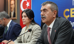 Bakan Tekin: "Sahtekarlara, hırsızlara sahip çıkan bir muhalefetle karşı karşıyayız"