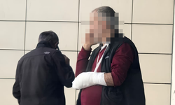 Bursa İnegöl'de eline çivi çaktı!