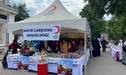 Kızılay Kadın İnegöl'den anlamlı Hayır Çarşısı! Geliri yetim çocuklar ve ihtiyaç sahibi aileler için kullanılacak