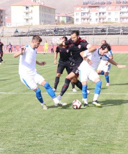 Bursa ekibini kırmızı kart yaktı! Hükmen mağlup oldular