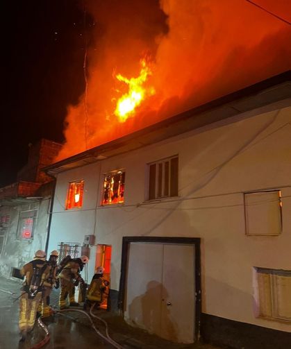 Bursa Yenişehir'de  yalnız yaşadığı evde yanarak can verdi