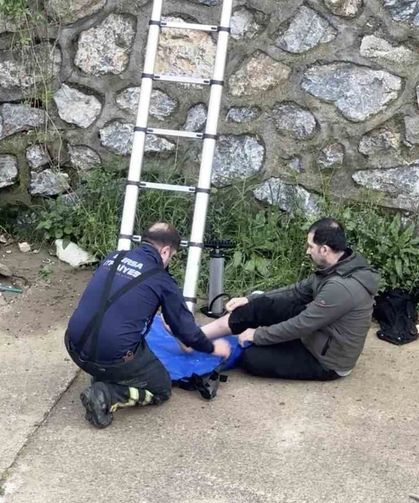 Bursa’da dereye düşen adamı ekipler kurtardı