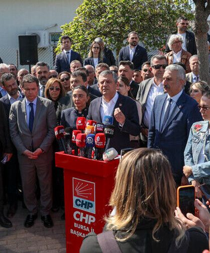 CHP Bursa'dan Özel'e açık destek