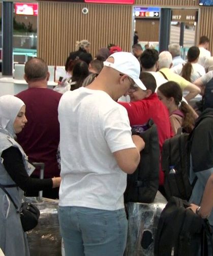 İstanbul Havalimanı'nda dönüş yoğunluğu başladı