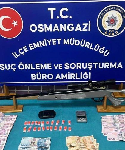 Bursa'da uyuştur*cu operasyonu: Zehir tacirleri ve aranan hükümlüler yakalandı