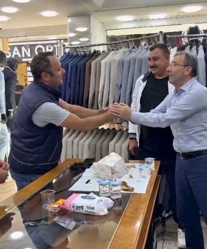 Pendik'te Başkan Cin'in 'Tekne Orucu' etkinliğinde vatandaştan duygulandıran teşekkür: 'Çocuklarım namaza başladı'