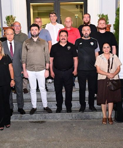 Bursaspor yönetimi ve taraftarı, Bursa emniyetiyle buluştu