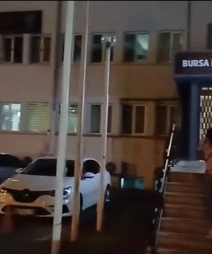 Sahte bankacı ormana kaçtı, polis ormanda yakaladı!