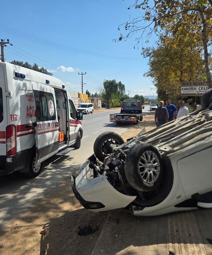 Bursa Orhangazi'de otomobil takla attı!