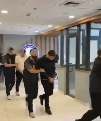 Sanal alemde kadın kılığına girip ağına düşürdüler: Bursa'daki akılalmaz şantaj tezgahı çöktü!