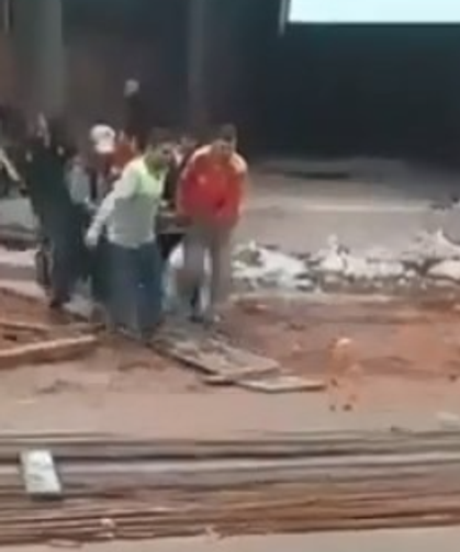 Bursa Kestel'de inşaatın ikinci katından düşen işçi yaralandı