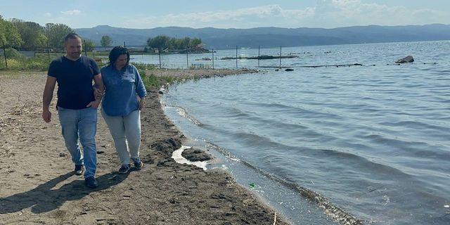 İznik gölü çekildi, tarihi sikkeler su yüzeyine çıktı
