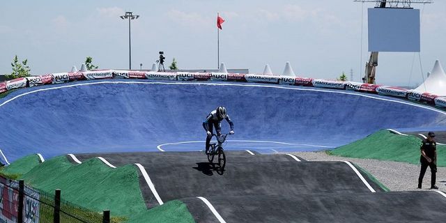 BMX Dünya Kupası sporcularından Sakarya’ya övgü