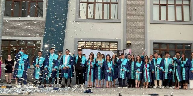 Bursa'da 'YEK'ten mezuniyet coşkusu