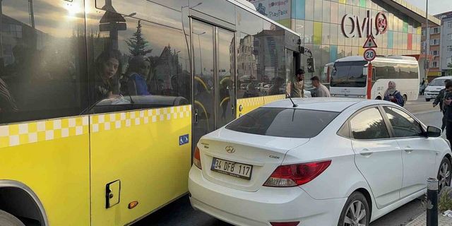 İETT otobüsü yanlış park edilen araçtan dolayı geçemedi: Metrelerce araç kuyruğu oluştu
