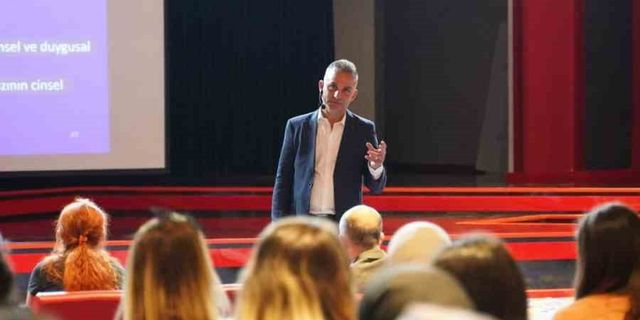 İGÜ tarafından “Çocuğun Cinsel İstimarı ve Psiko-Sosyal Yaklaşımlar Eğitimi” gerçekleştirildi