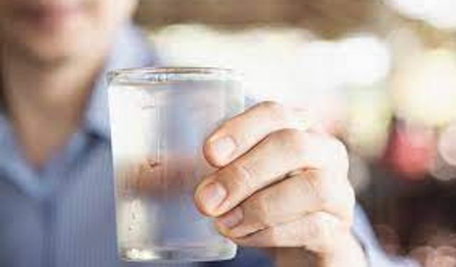 Soğuk Su İçmenin Zararları Nelerdir? Soğuk Suyun Vücuda Zararları