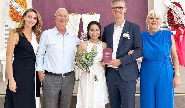 Bangkok’da başlayan aşk hikayesi Bilecik’te evlilikle sonuçlandı