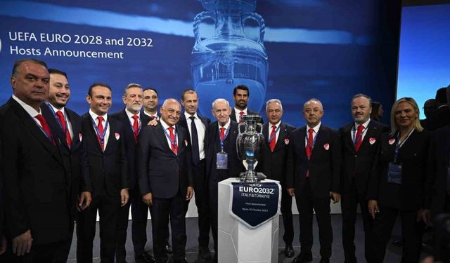 TFF Başkanı Büyükekşi: "100. yılımızı Avrupa şampiyonası ile taçlandırdık"