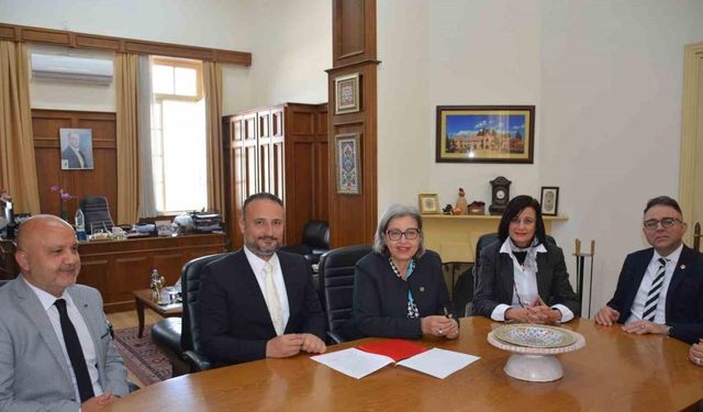 Yüksek Seçim Kurulu ve Yakın Doğu Üniversitesi arasındaki iş birliği protokolü yenilendi