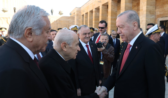 Devlet erkanı Anıtkabir'de: Cumhuriyet 101 yaşında!