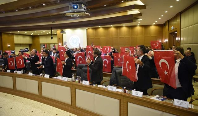 AK Parti Bursa İl Başkanı Davut Gürkan: "Vatanseverlerle Aynı Saftayız Terörle Asla Yan Yana Olmayız