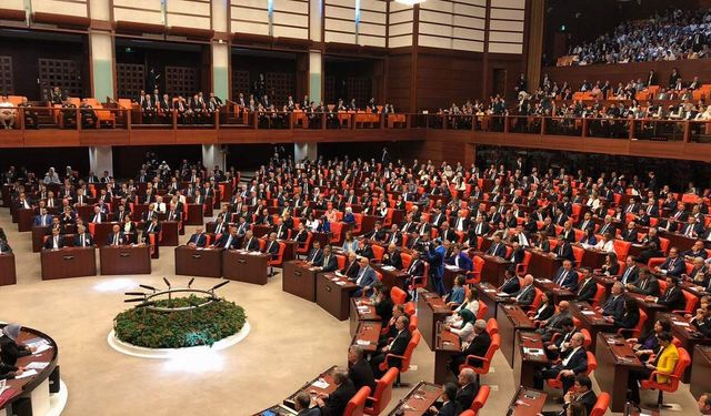 Çalışan ve öğrenciye kötü haber! AK Parti ve MHP oylarıyla reddedildi!