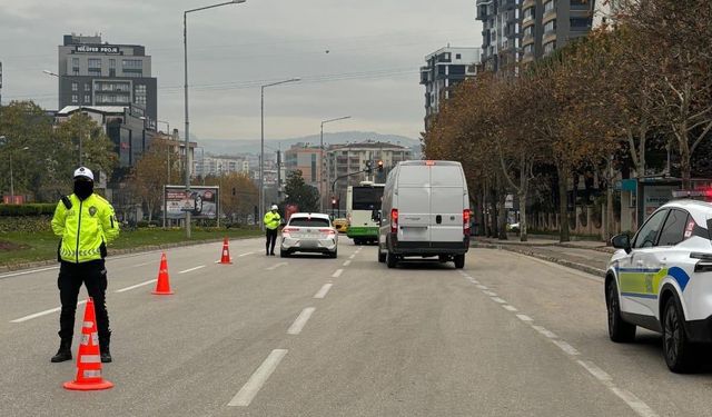 Bursa’da trafik denetimlerinde ceza yağdı