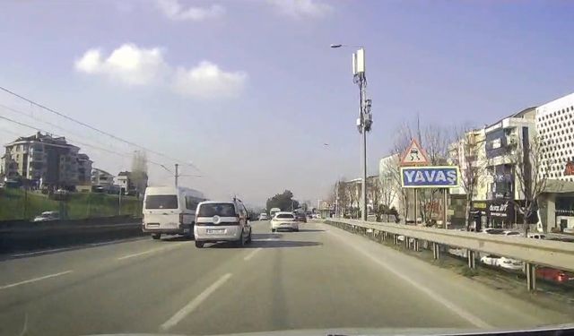 Bursa’da trafikte makas atan sürücü kamerada