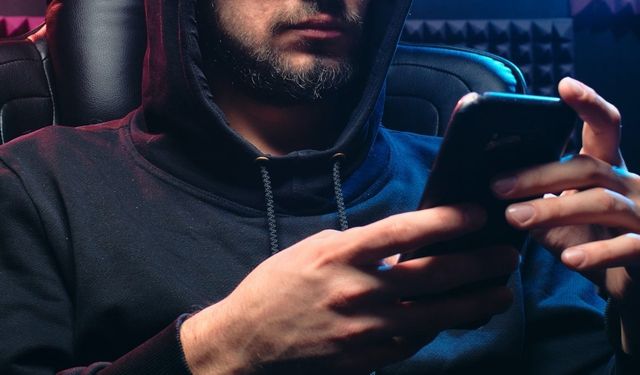 Android ve iPhone kullananlara uyarı: Gelen bu SMS'lere dikkat edin