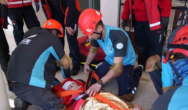 Böyle deprem tatbikattı görülmedi