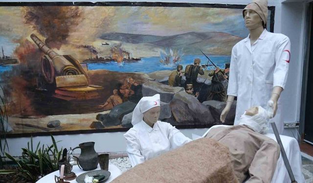 "Çanakkale İçinde Vurdular Beni’’ sergisi sanatseverlerle buluştu