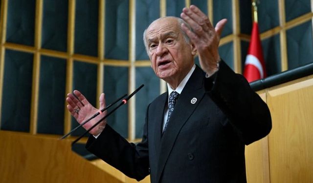 Devlet Bahçeli'den vatandaşları sokağa çağıran Özgür Özel'e tepki: Partinde otur