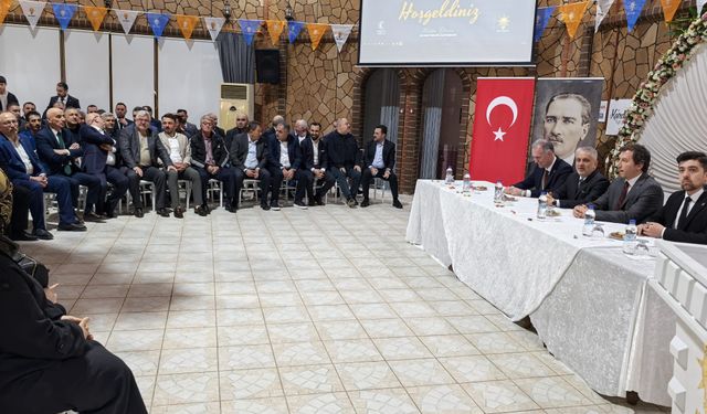 AK Parti'de coşkulu bayramlaşma
