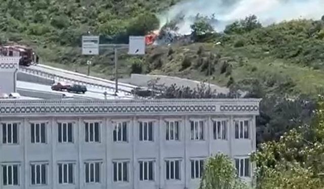 Arnavutköy’de ormanlık alanda yangın