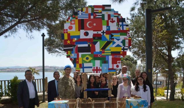 Ayvalık’ta Turizm Haftası turizm öğrencilerinin etkinlikleriyle kutlandı