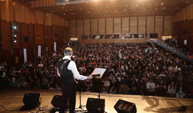Barış Manço’nun şarkıları Kocaeli’de yankılandı