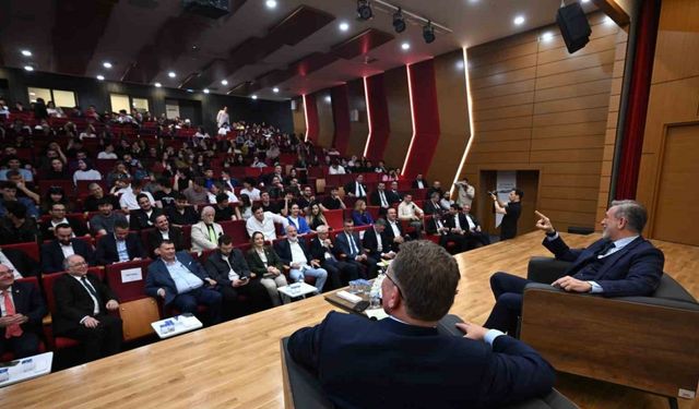 Başkan Burkay Mudanya Üniversitesi’nde Gençlerle Buluştu