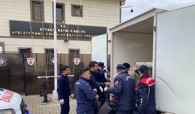 Çanakkale’de batan botta hayatını kaybedenlerin sayısı 9’a yükseldi