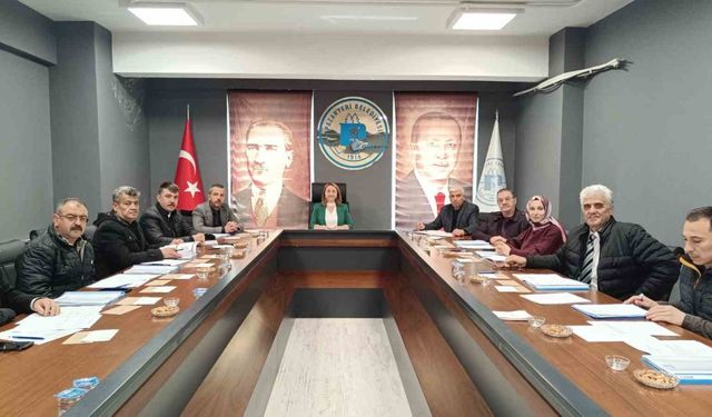 Encümen üyeleri kur’a atışıyla seçildi