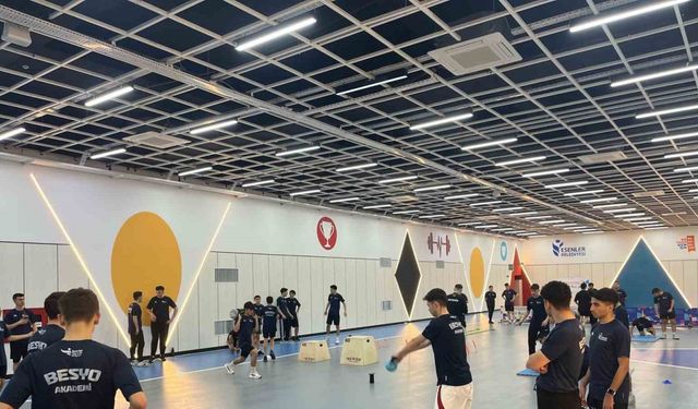 Esenler’de sporla büyüyen bir nesil yetişiyor