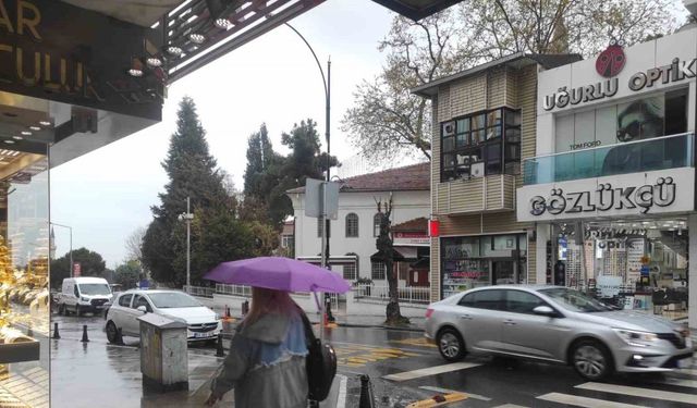 Tekirdağ’da sağanak yağış etkili oldu