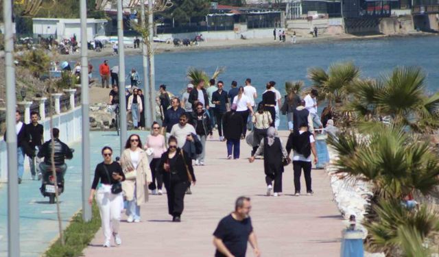 Tekirdağlılar Alkaya Sahili’ne akın etti