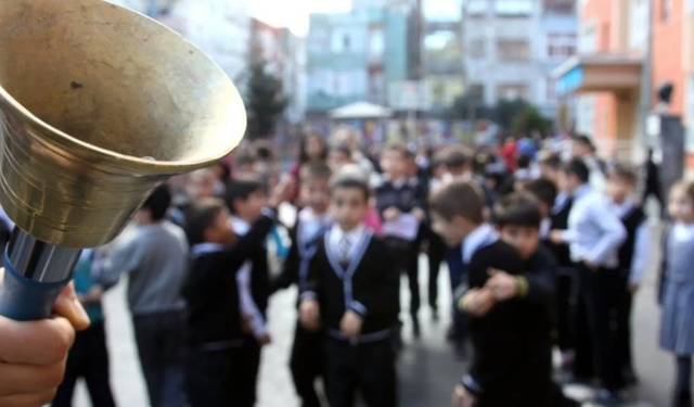 20 milyon öğrenci yarın ders başı yapacak