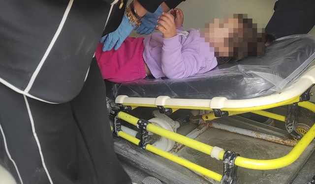 İnegöl'de 2. Kattan düşen bebek ölümden döndü